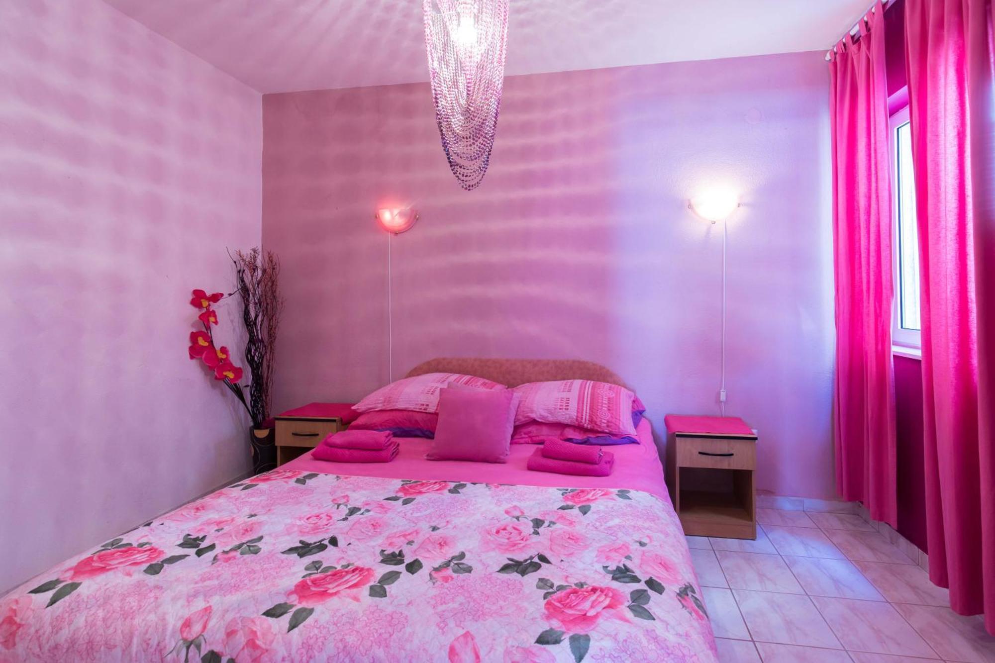 Villa Pinky And Superior Trogir Сегет-Враница Экстерьер фото